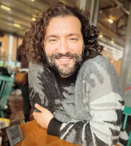 Yener Özer