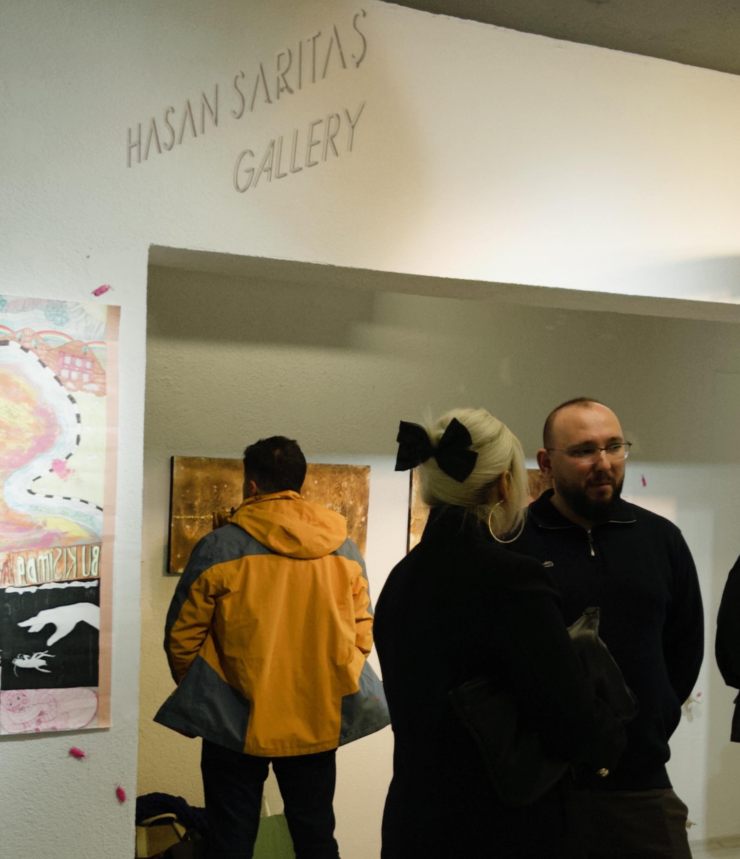“Dünya Burada Bitsin” İstanbul’da: Kıbrıs Çağdaş Sanatının Eko-Poetik Sorgusu sergisinden görsel